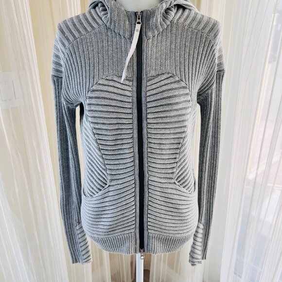 Lululemon ribbed scuba front hoodie sweater - Picture 3 of 11